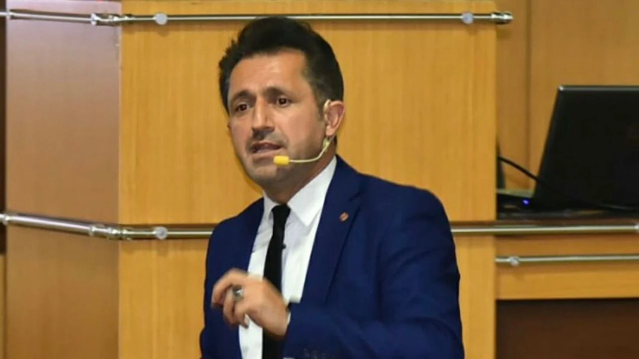 Tatvan’da yazar Mehmet Şah Marhan okurlarıyla buluşacak